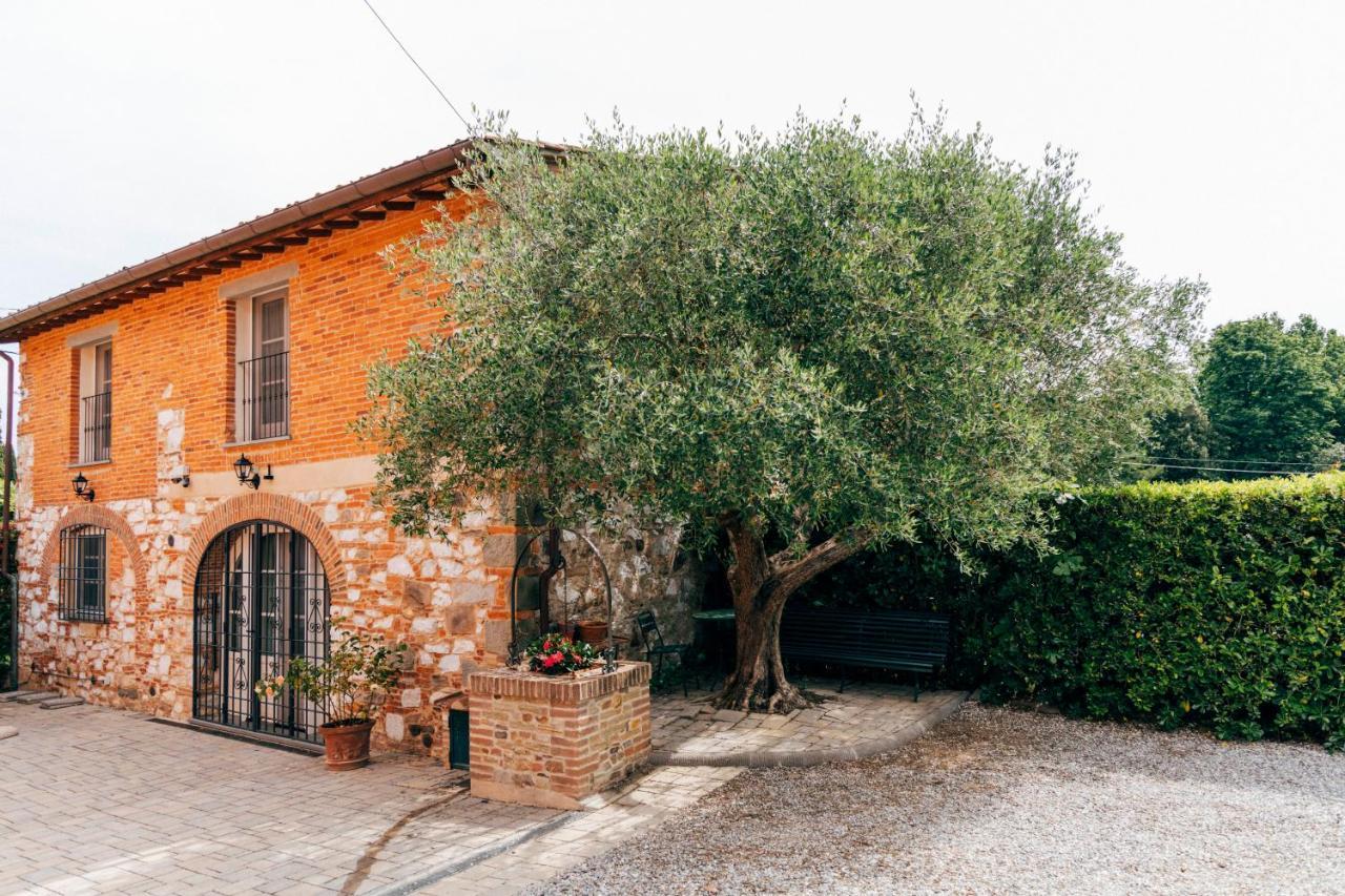 Tenuta San Giovanni Lucca - Borgo Del Locumone Exterior photo